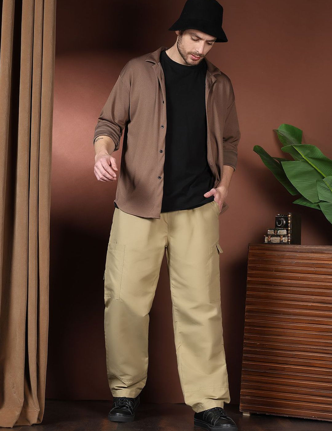 Kotty Men Relaxed Easy Wash Cargos Trousers