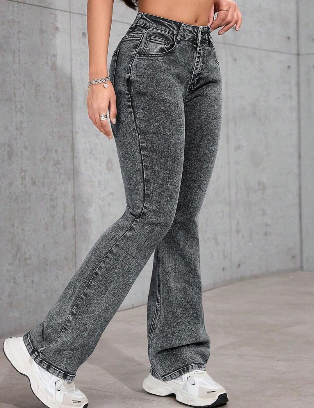 Kotty Women Jean Bootcut High-Rise Heavy Fade Stretchable Jeans