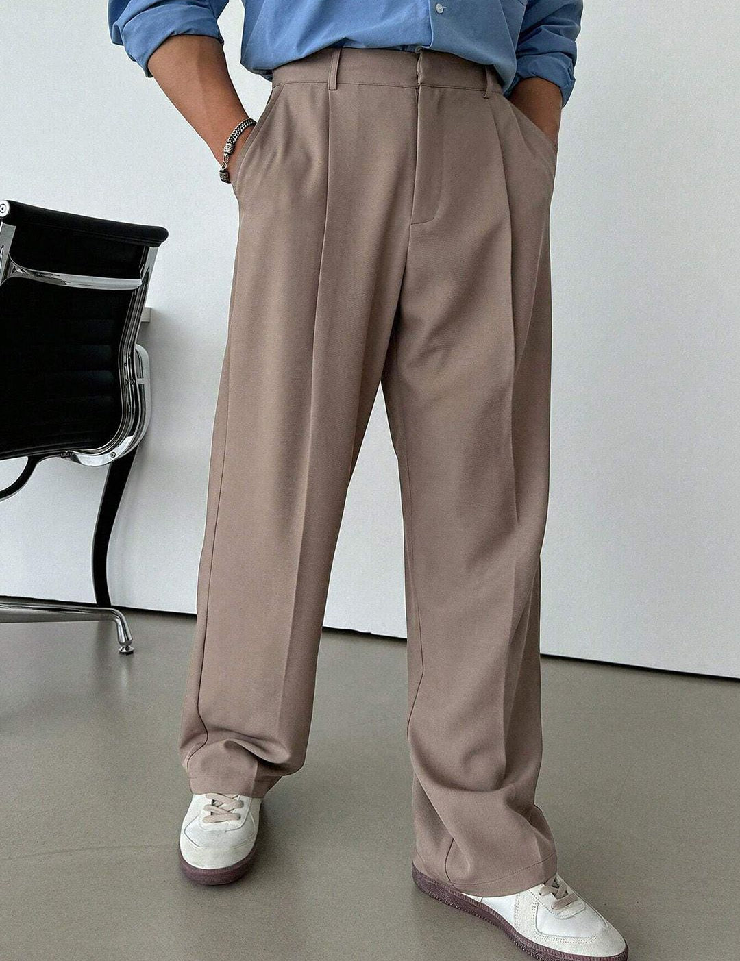 Kotty Men High-Rise Easy Wash Wide Leg Trousers