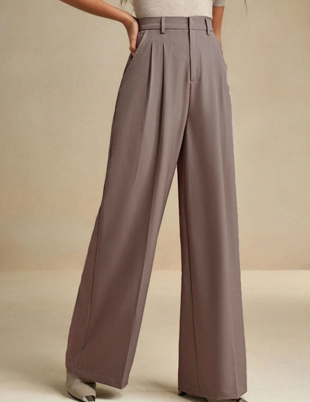Kotty Women High-Rise Pleated Wide-Leg Trousers