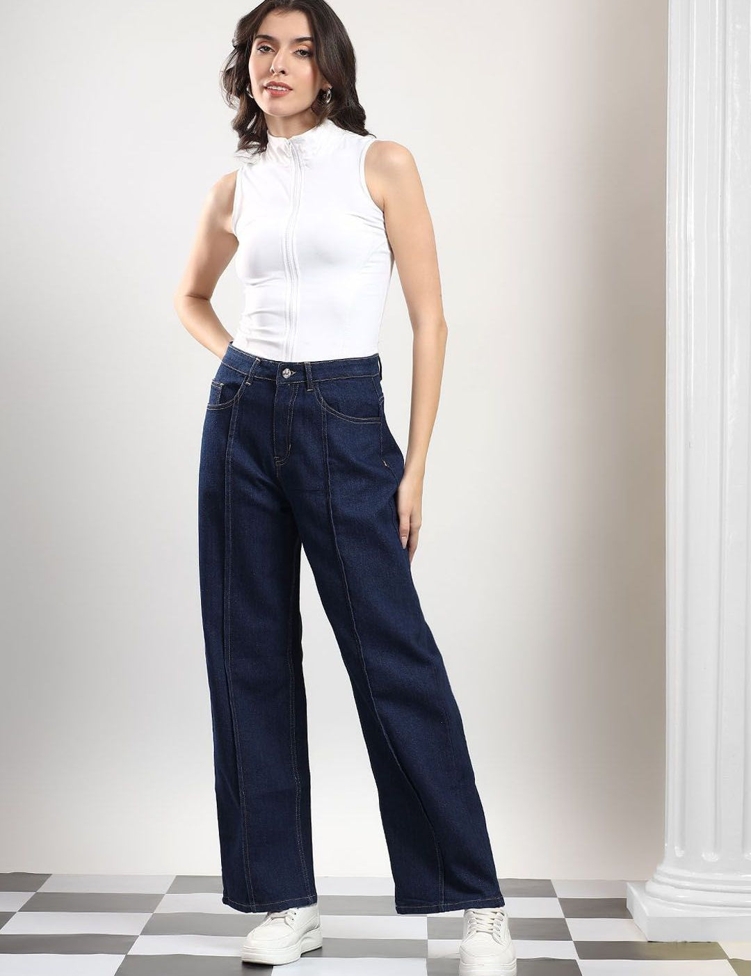 Kotty Women Straight Fit High-Rise Stretchable Jeans