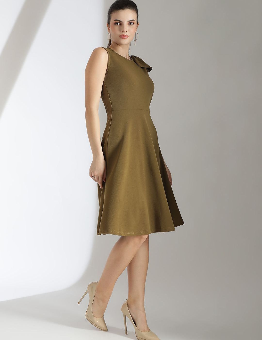 Kotty Women Tie-Up Neck Bow Detail Fit & Flare Dress