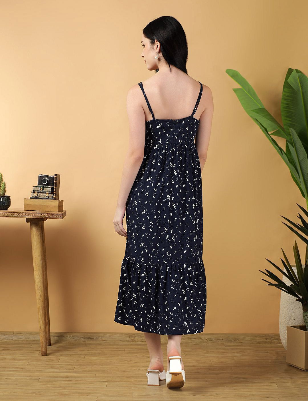 Kotty Women Floral Printed Fit & Flare Midi Dress