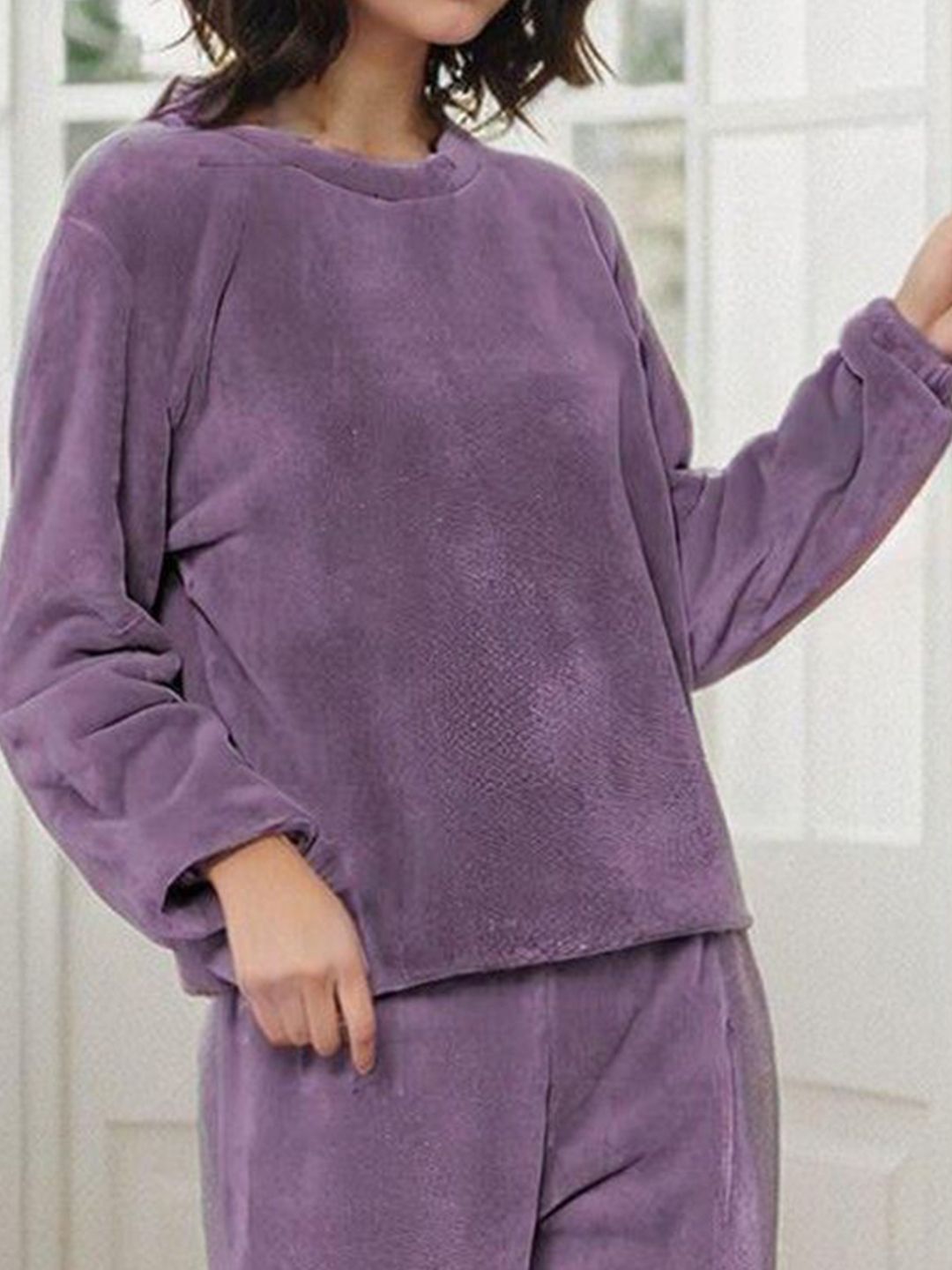 Kotty Velvet Round Neck Winter Nightsuit
