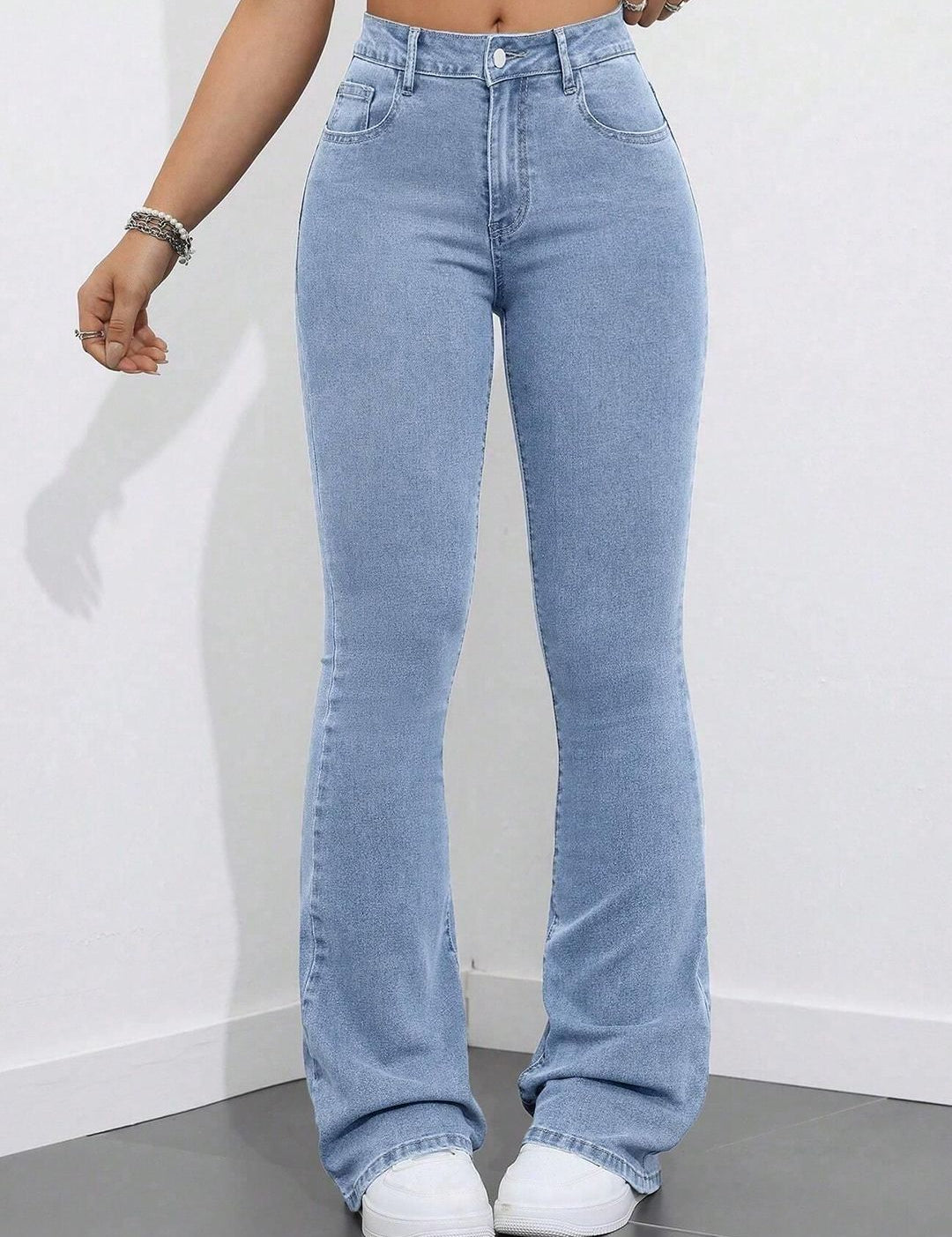 Kotty Women Bootcut High-Rise Stretchable Jeans