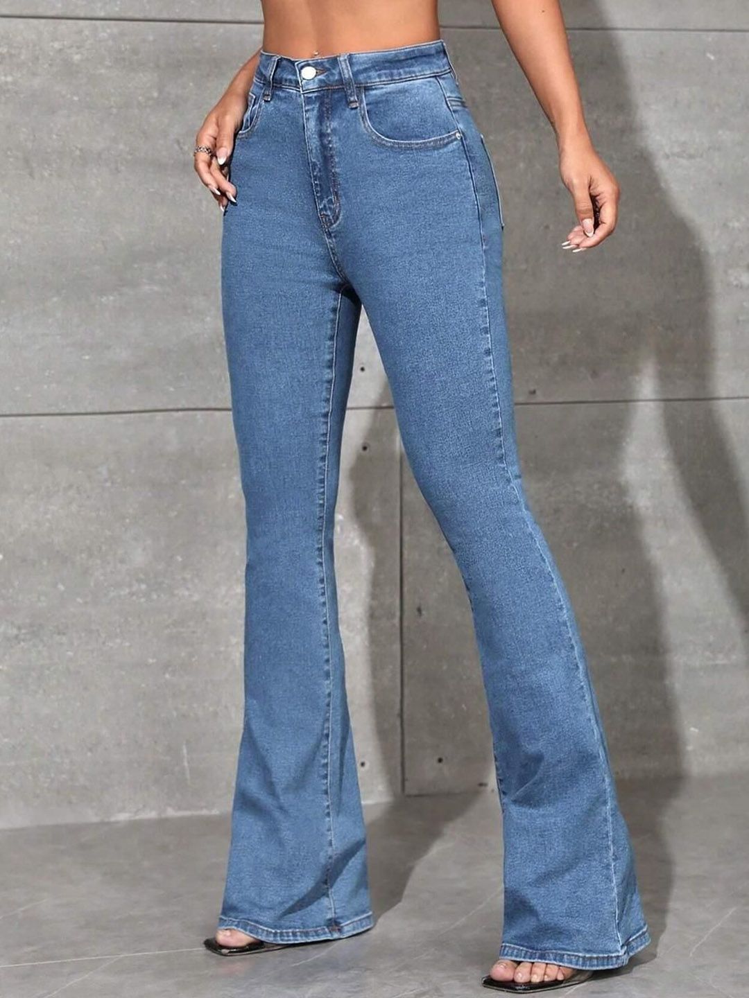 Kotty Women High-Rise Stretchable Bootcut Jeans