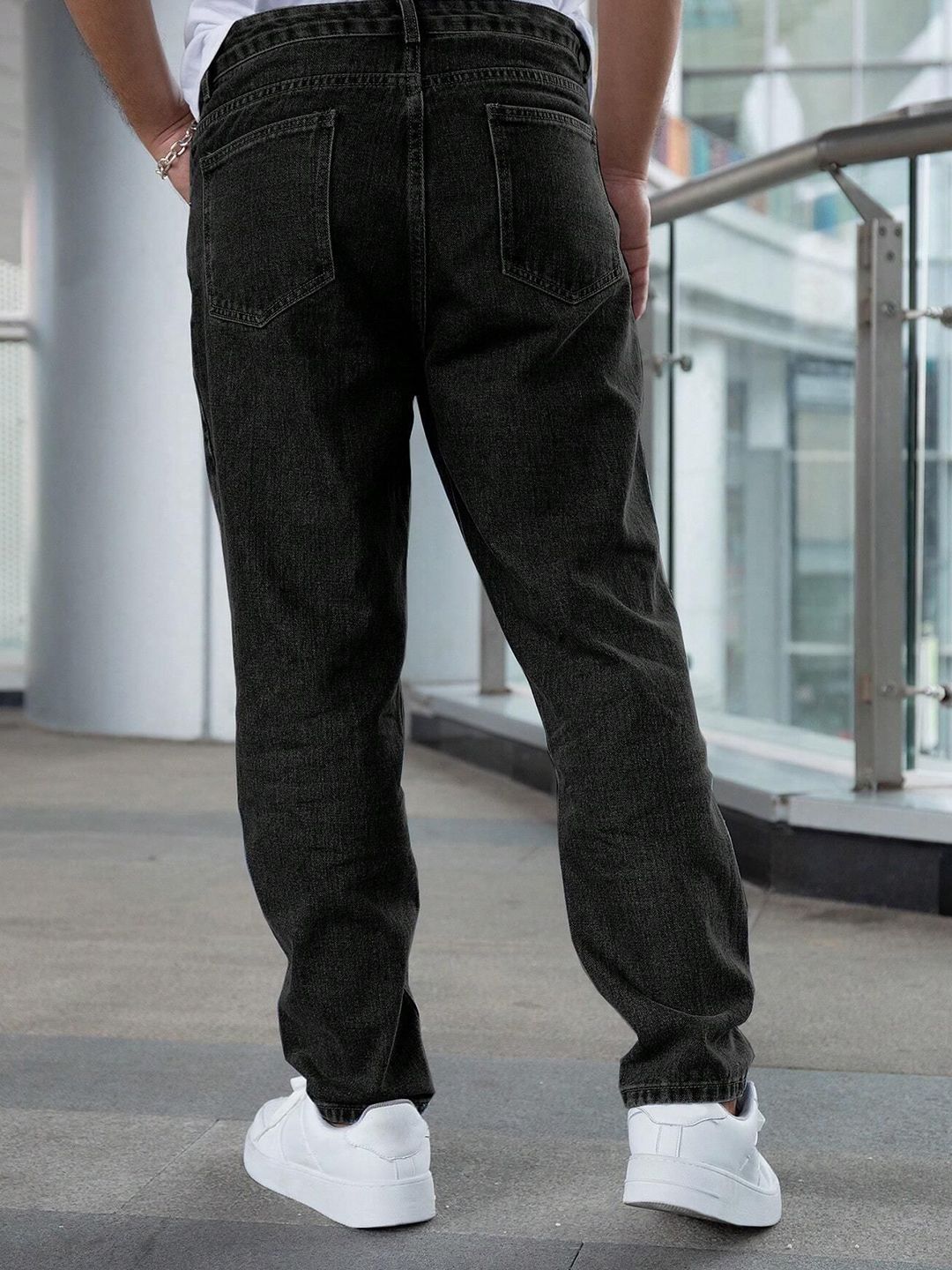 Kotty Men Straight Fit Low-Rise Stretchable Jeans