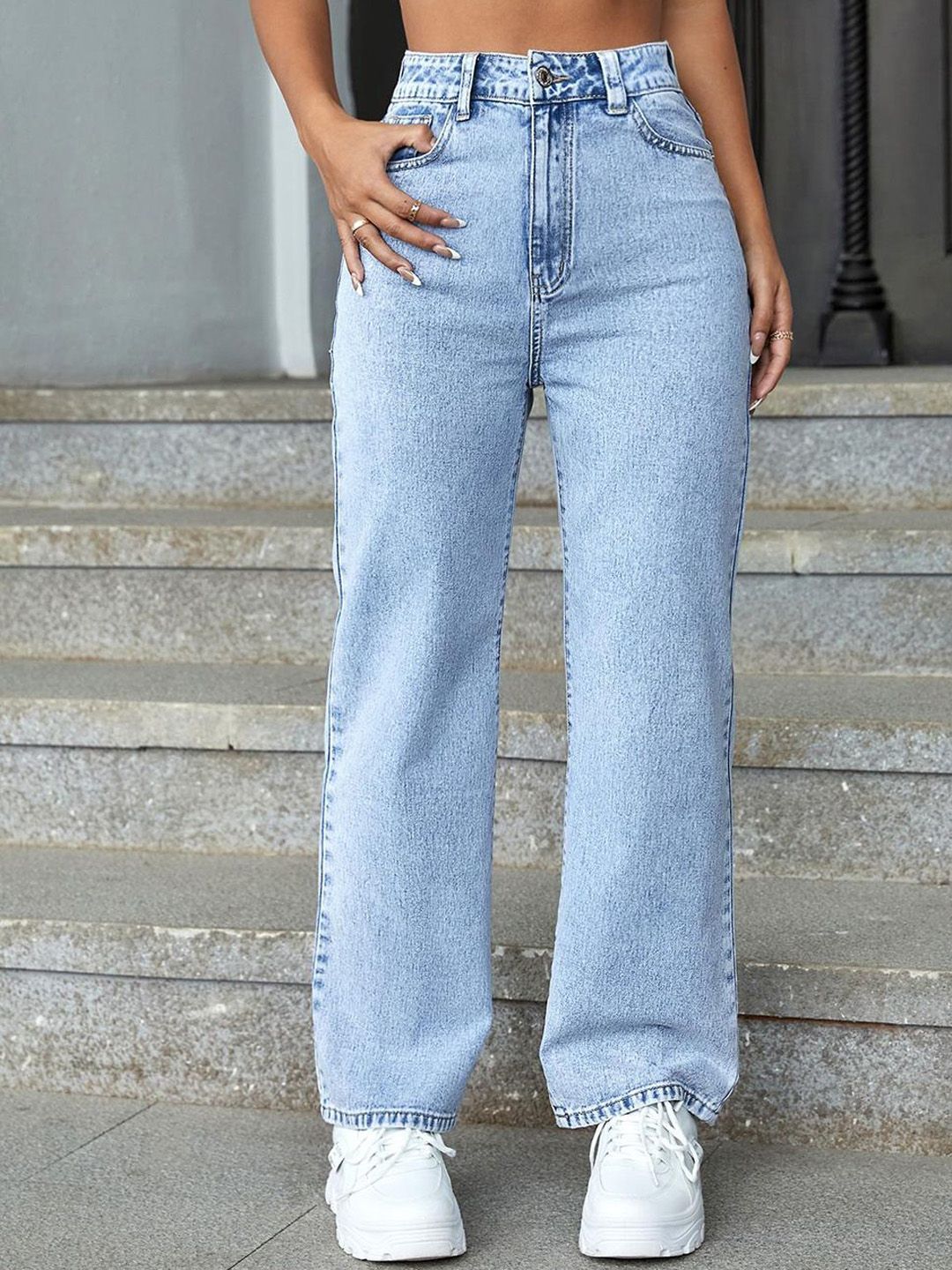 Kotty Women Jean Straight Fit High-Rise Heavy Fade Stretchable Jeans