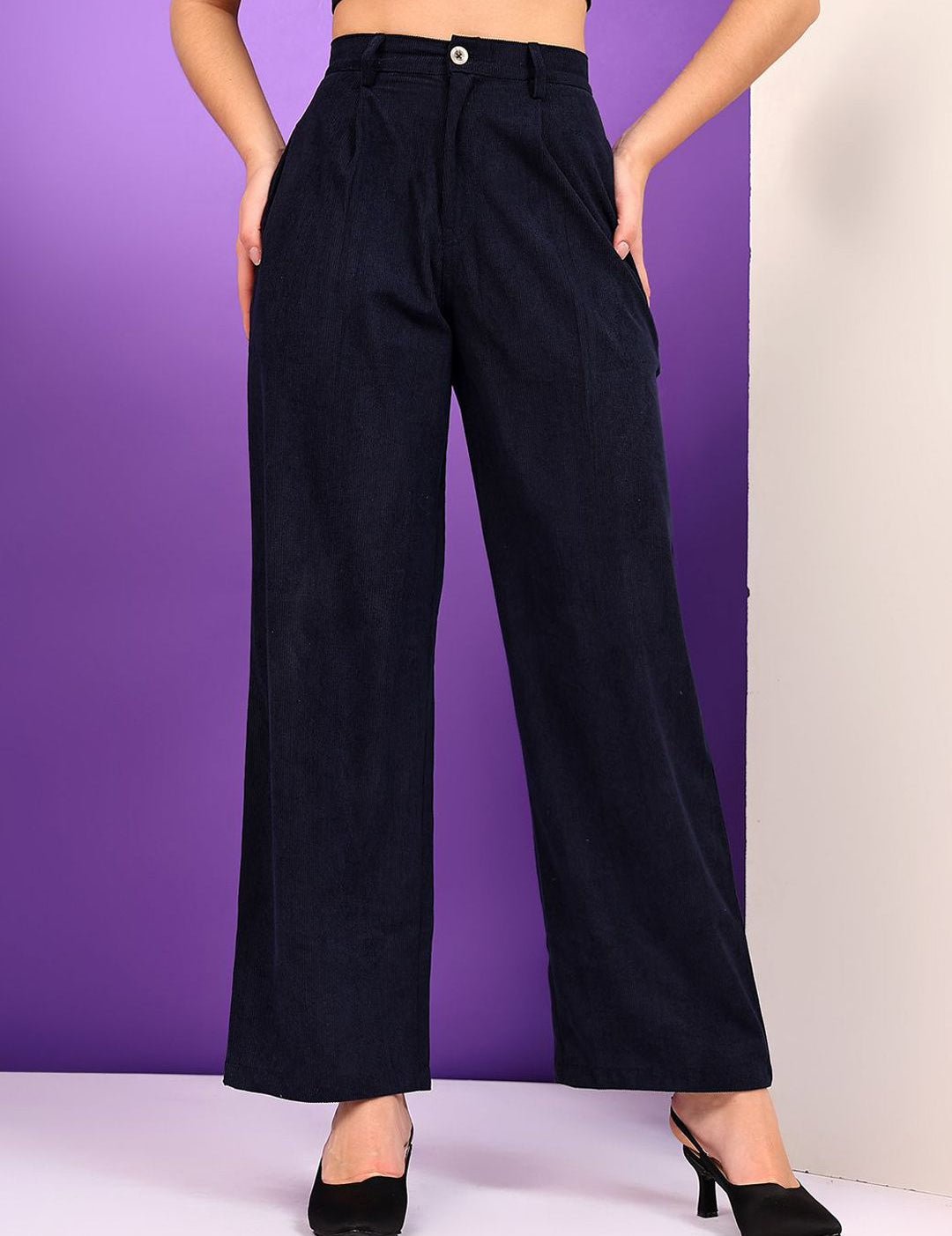 Kotty Women Relaxed Straight Leg Straight Fit High-Rise Corduroy Pleated Trousers