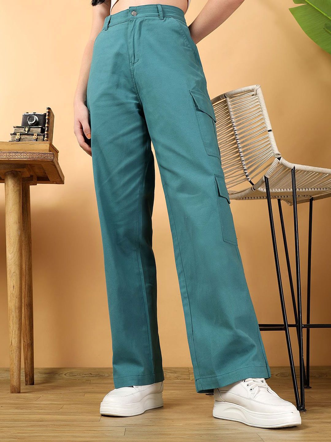 Kotty Women Jean Straight Fit High-Rise Stretchable Jeans