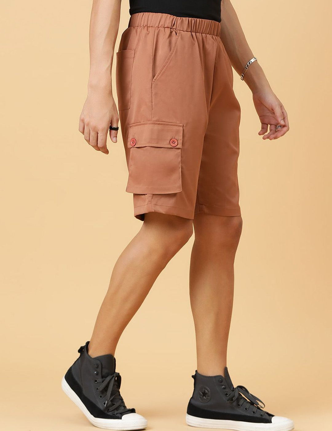 Kotty Men Low-Rise Cargo Shorts