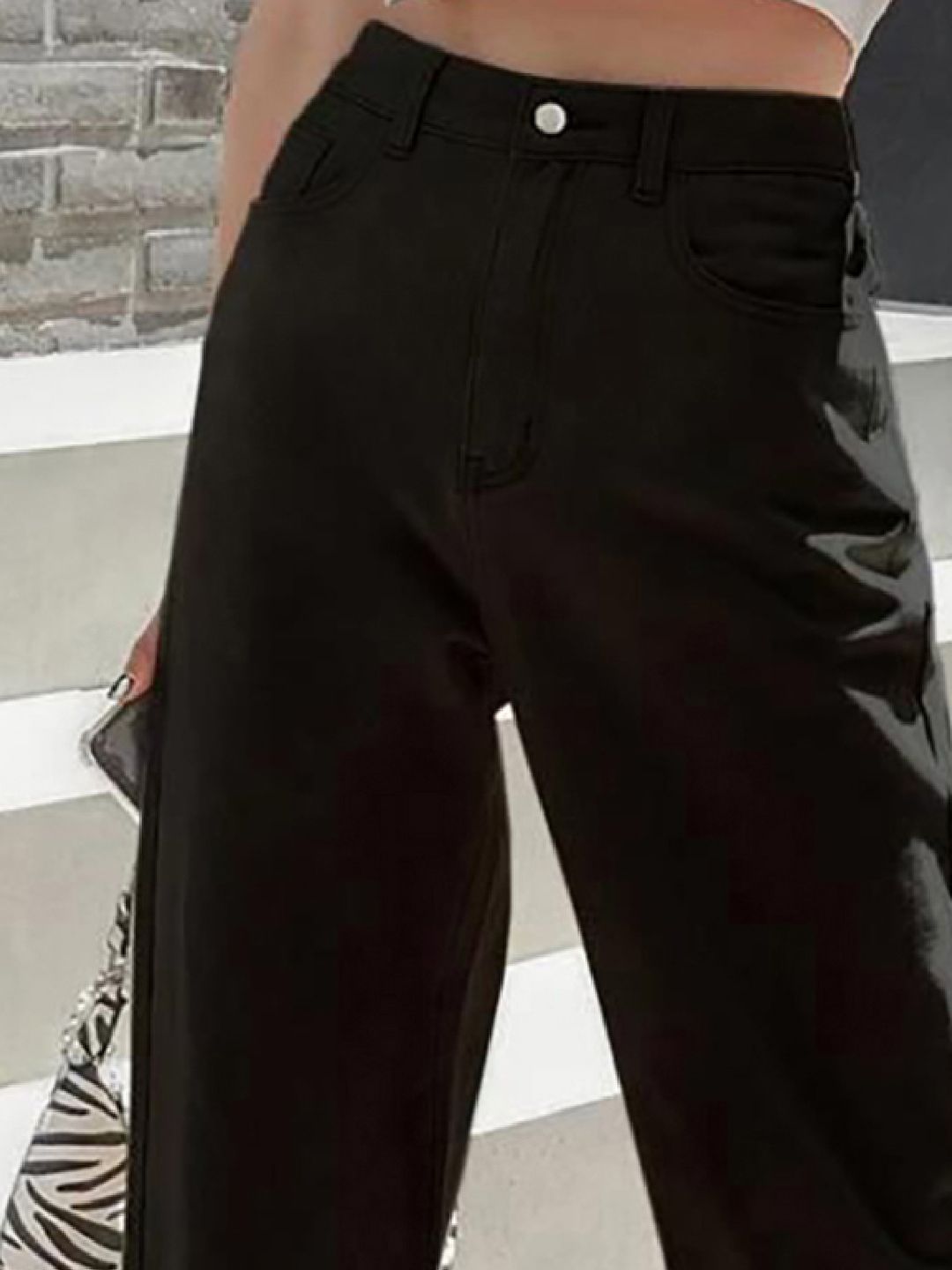 Kotty Women Straight Fit Clean Look Stretchable Jeans