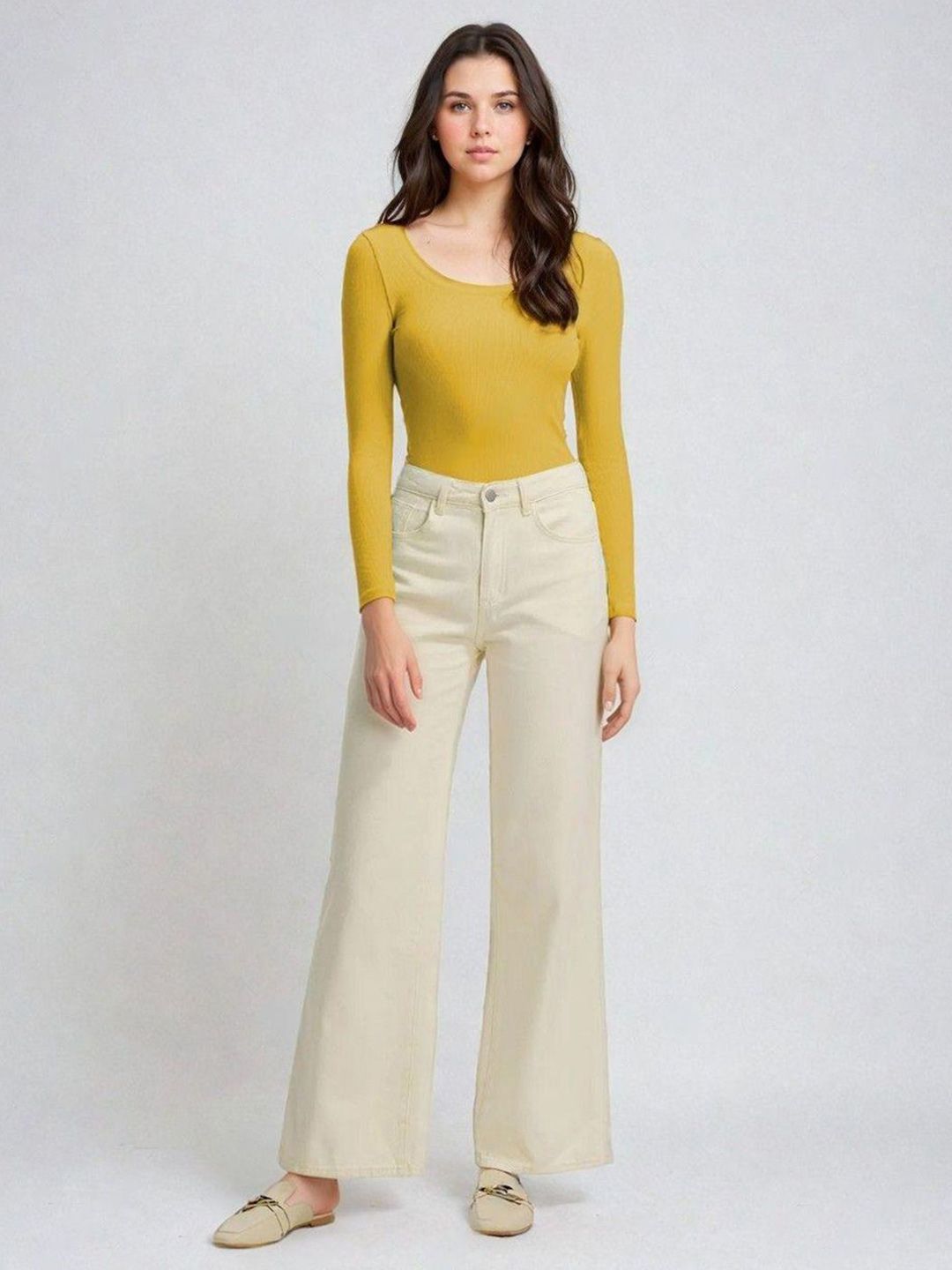 Kotty Women Scoop Neck Long Sleeves Fitted Top