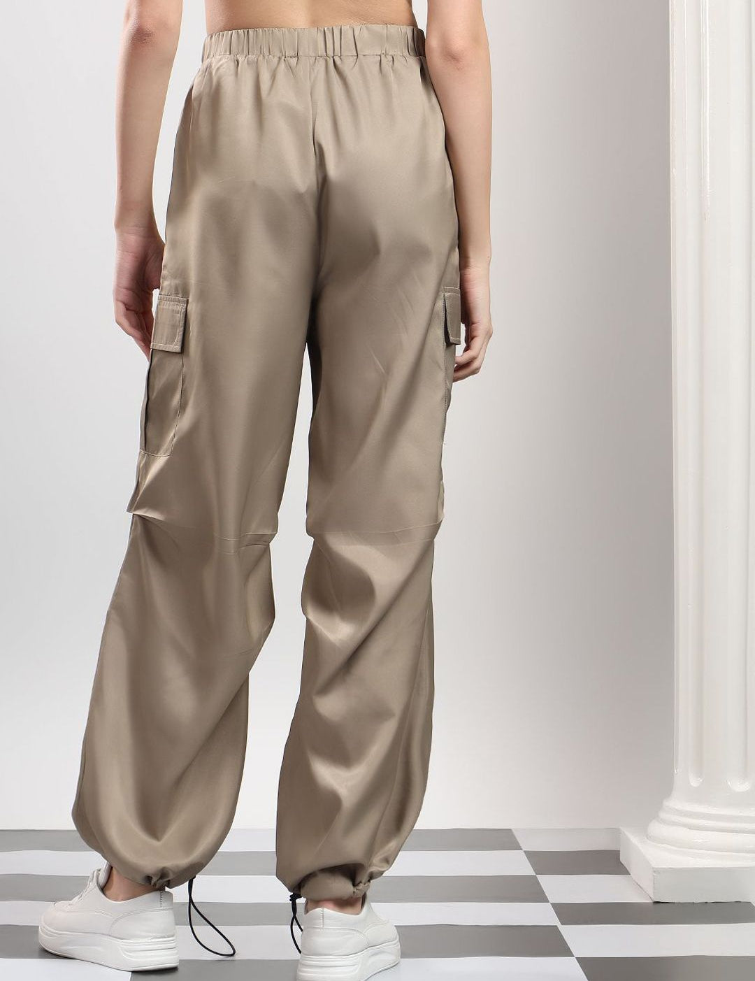 Kotty Women High-Rise Parachute Trousers
