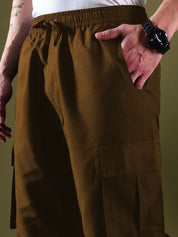 Kotty Men Relaxed Low-Rise Easy Wash Pleated Cargos Trousers