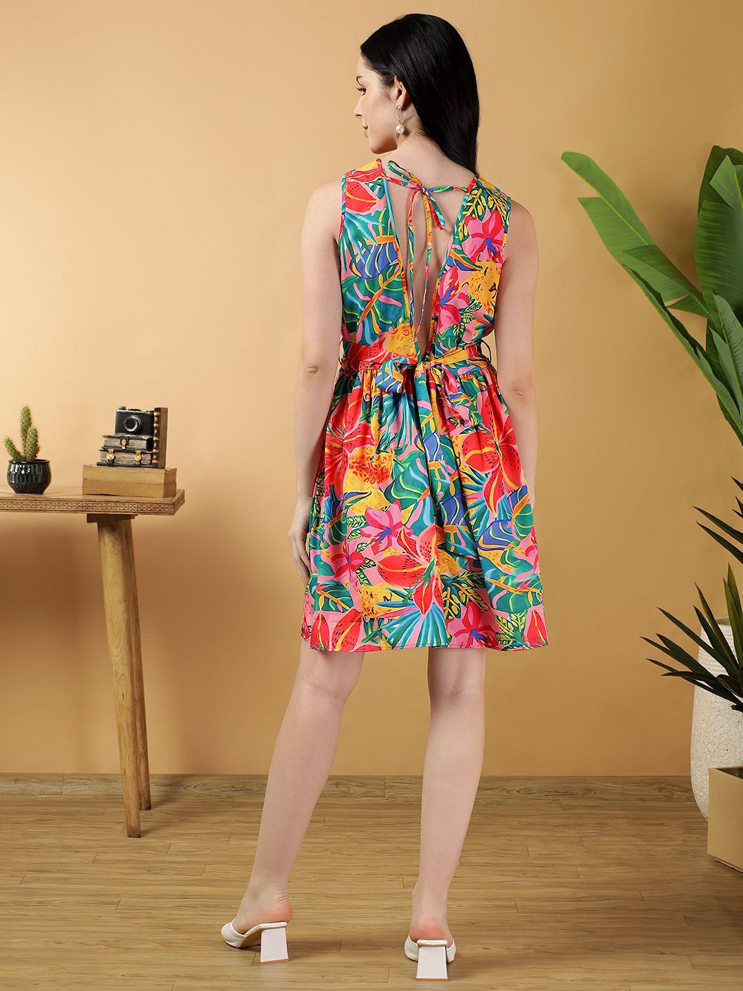 Kotty Women Print V Neck Sleeveless Above Knee Fit & Flare Dress