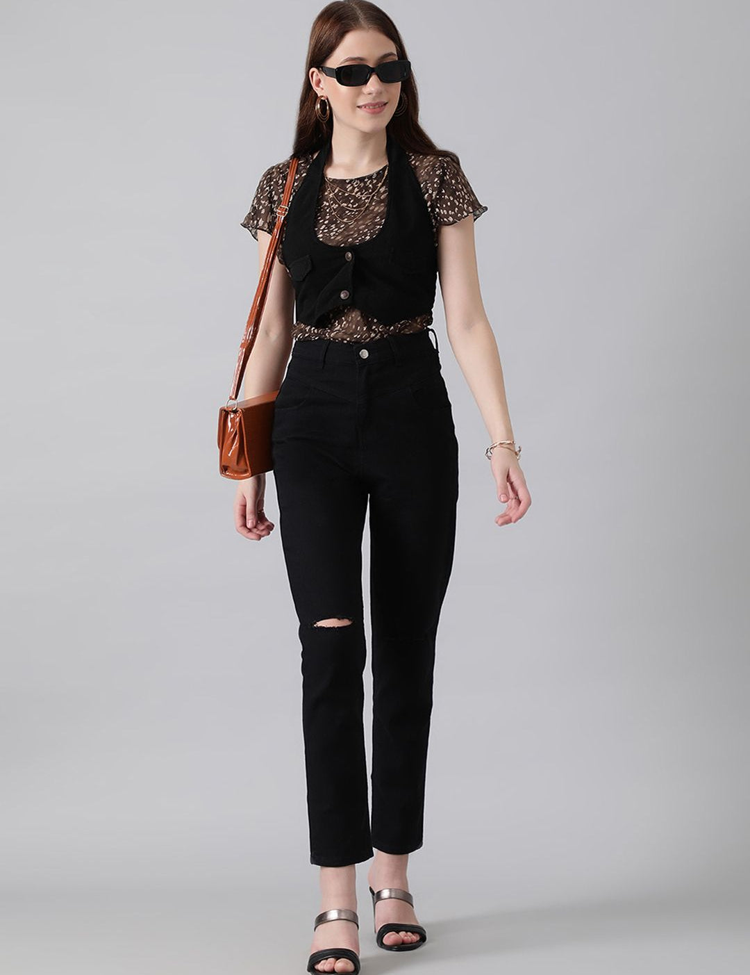 Kotty Women Slim Fit High-Rise Slash Knee Stretchable Jeans