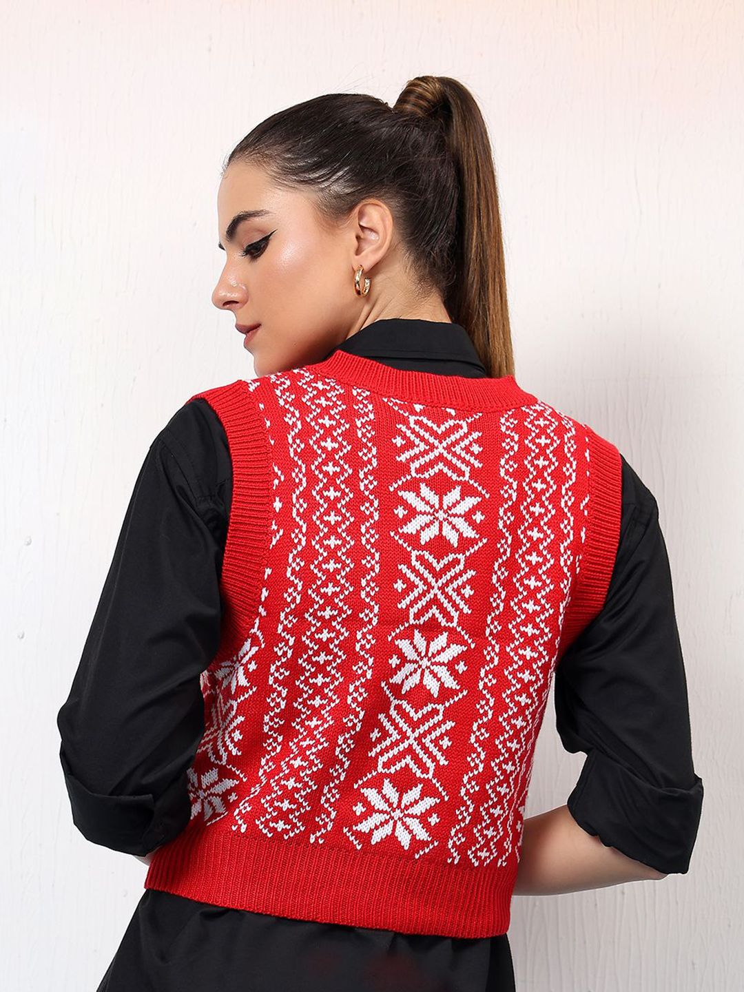 Kotty Women Printed Crop Sweater Vest