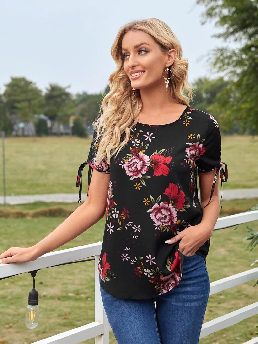 Kotty Floral Print Crepe Top
