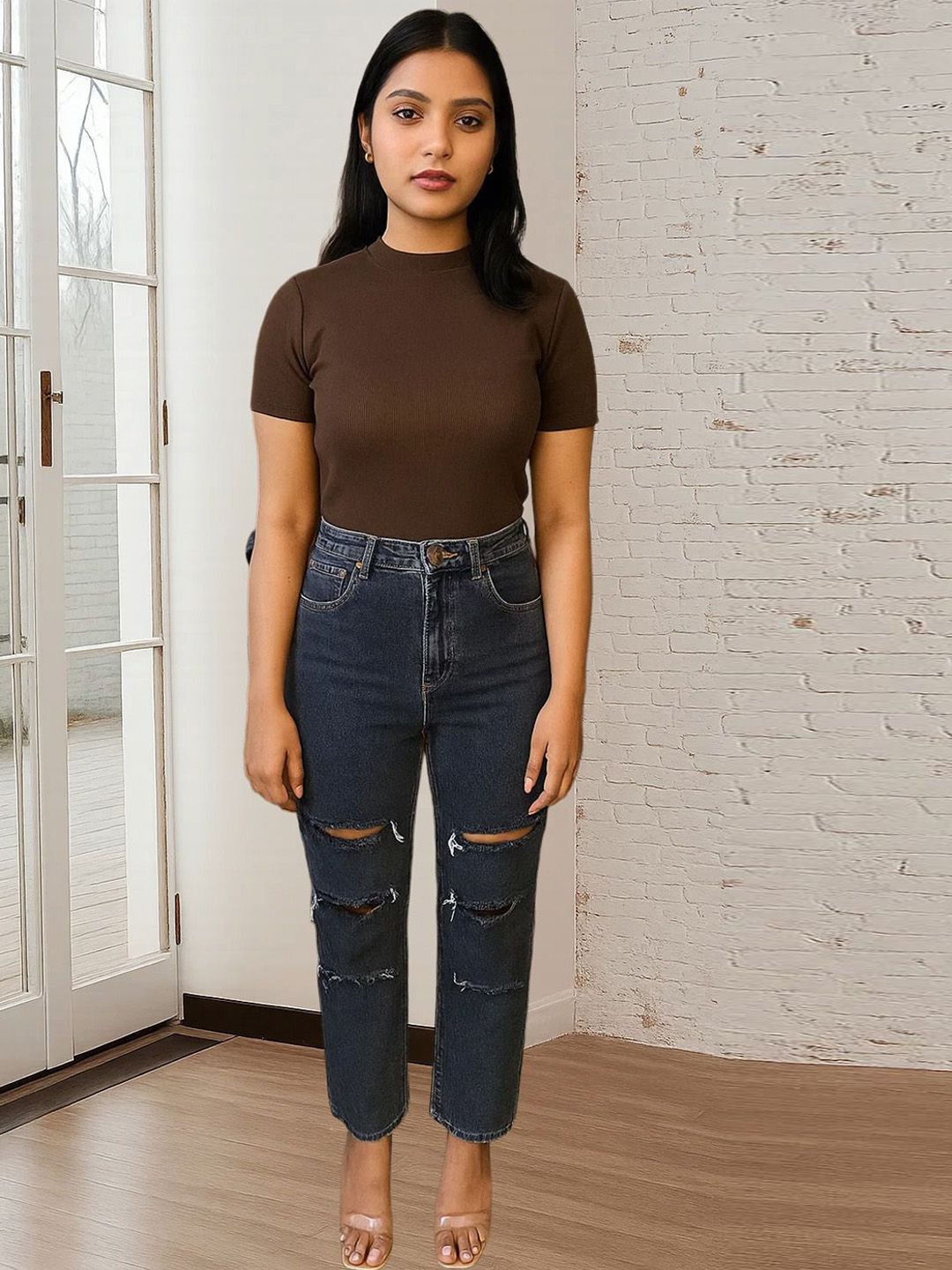 Kotty Women Relaxed Fit High-Rise Mildly Distressed Stretchable Jeans