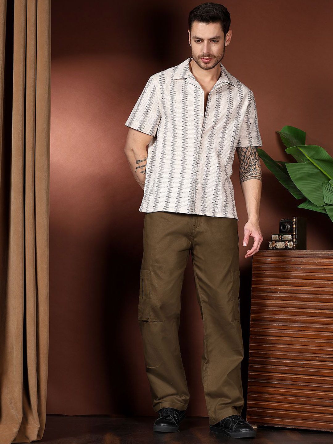 Kotty Men Relaxed Easy Wash Cargos Trousers