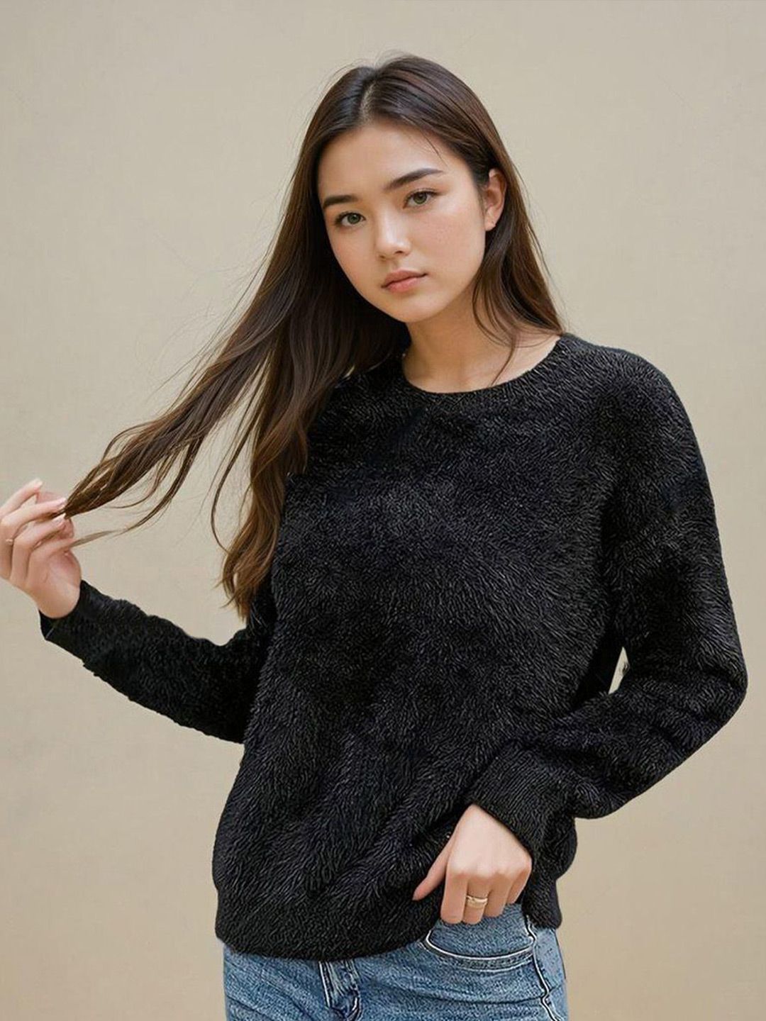 Kotty Women Round Neck Pullover