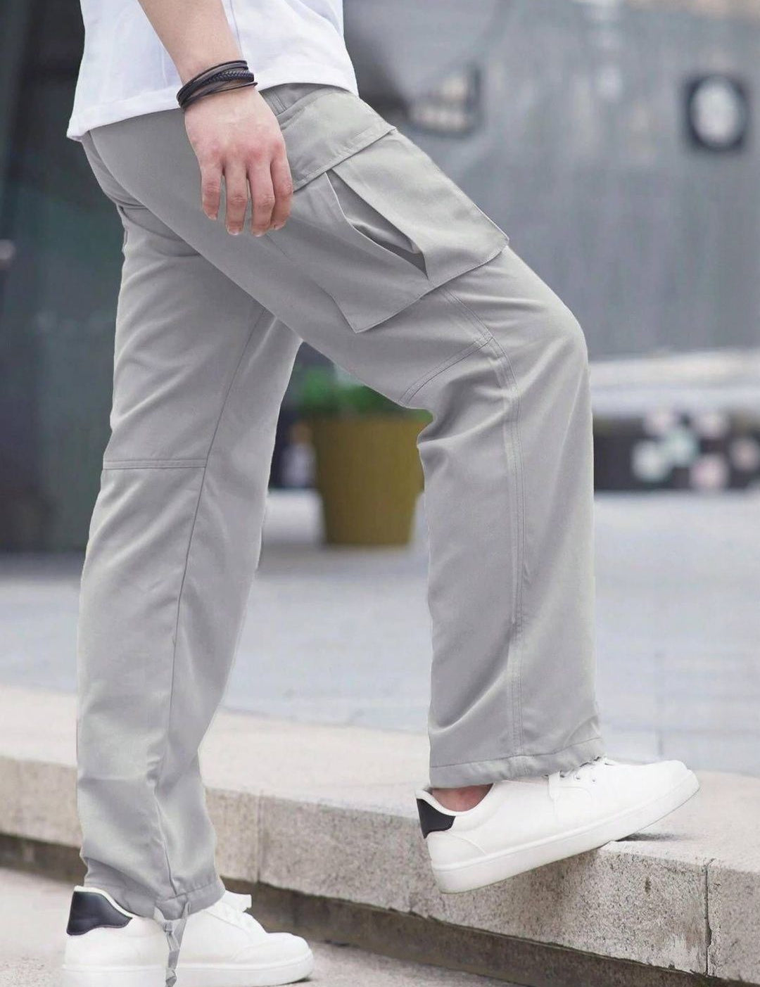 Kotty Men Relaxed Straight Leg Trousers