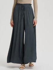 Kotty Women Relaxed Loose Fit High-Rise Wide Leg Trousers