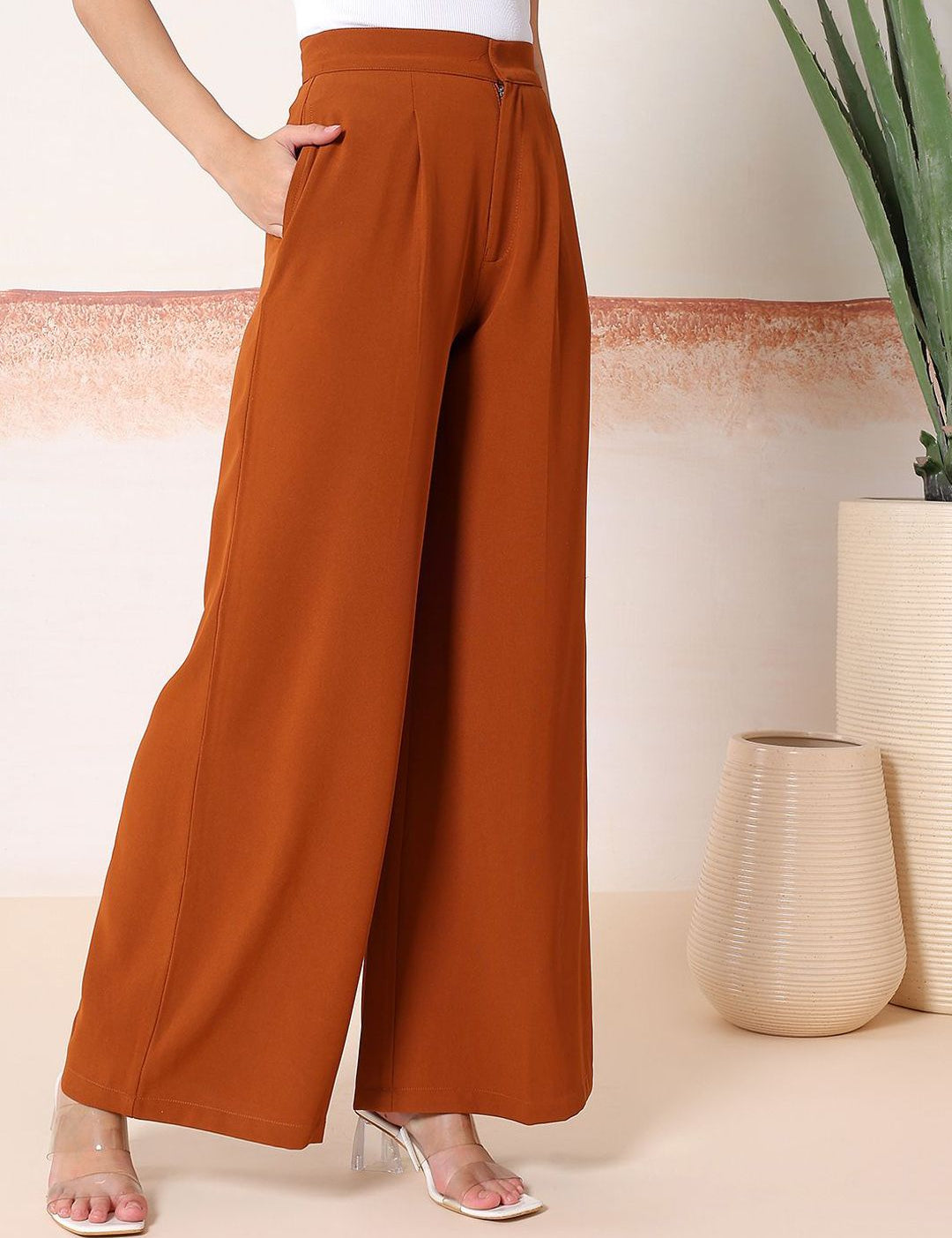 Kotty Women High-Rise Trousers