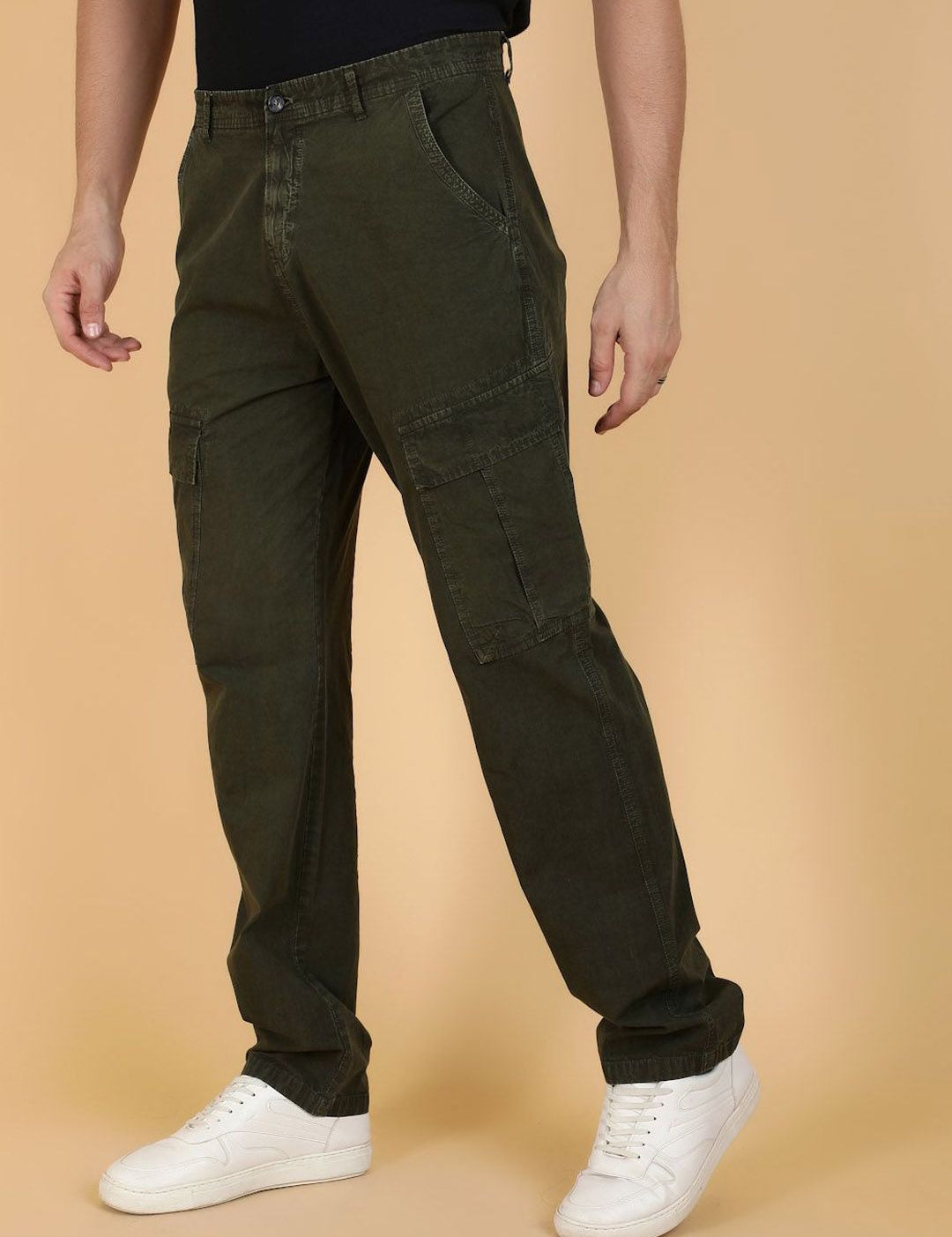 Kotty Men Solid Easy Wash Cargos Trousers