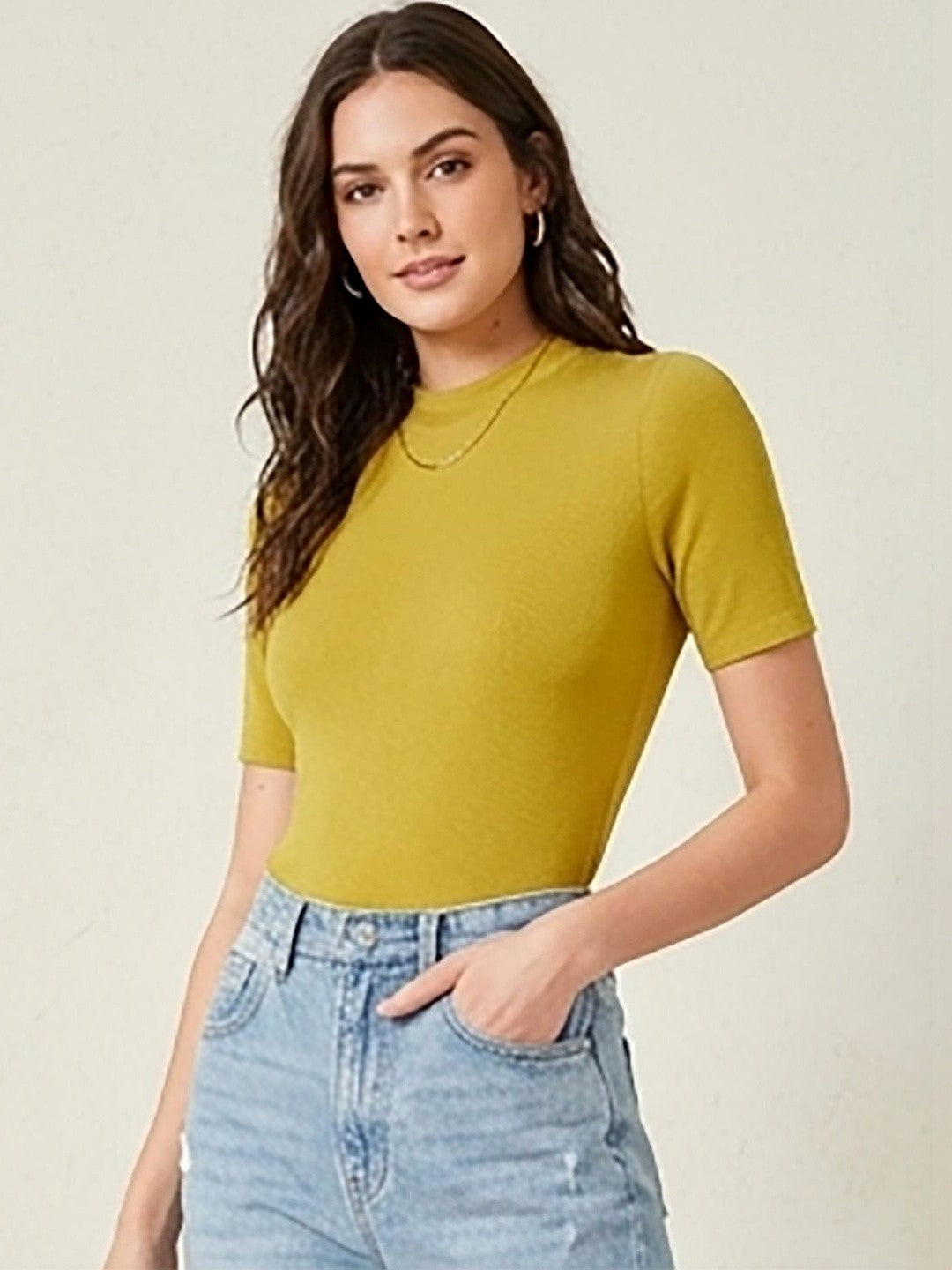 Kotty Top Golden Yellow Women's Round Short-Sleeve Fashion